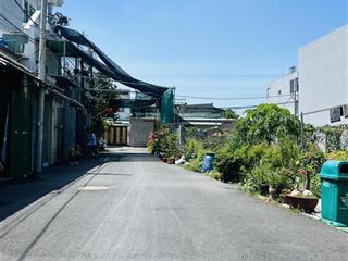 Bán đất hóc môn , dt 90m2 , đường ô tô , sổ hồng riêng . chỉ nhỉnh 3 tỷ .