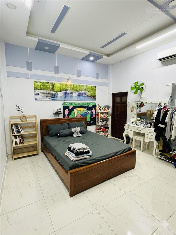 Bán nhà 3 tầng 4 phòng ngang 5m tân thới nhất, ô tô thông trường chinh, nhỉnh 7 tỷ