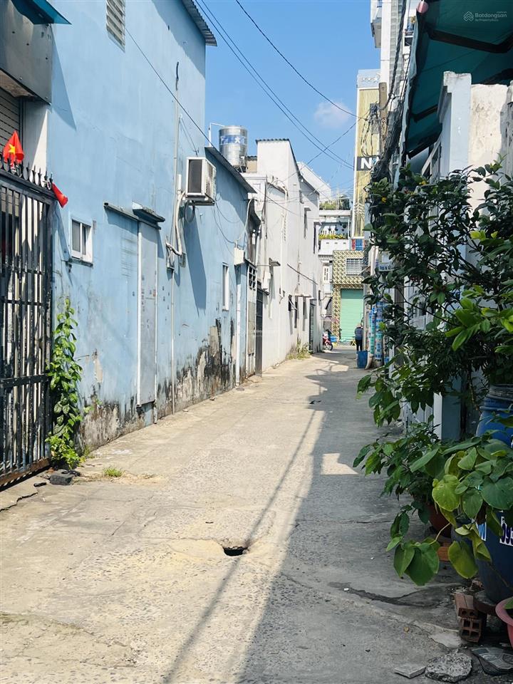 Nhỉnh 3 tỷ bán nhà ngay lê thị hà, shr, ngang 4,5m. kdc phát triển