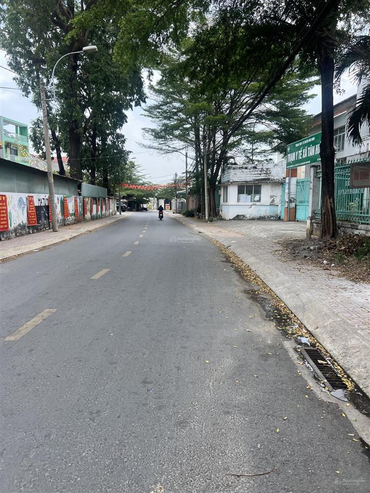 Nhỉnh 3 tỷ bán đất hóc môn ngang 8m , shr , không quy hoạch , lộ giới . 128m2 ođt .