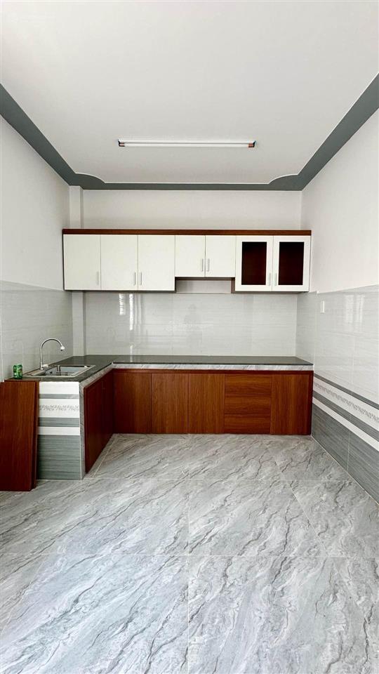 Nhà mới giá 3,4 tỷ trệt lửng 90m2, 3pn , xuân thới sơn hóc môn . gần nguyễn hồng đào , shr .