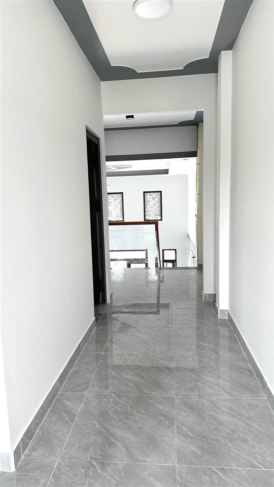 Nhà mới giá 3,4 tỷ trệt lửng 90m2, 3pn , xuân thới sơn hóc môn . gần nguyễn hồng đào , shr .