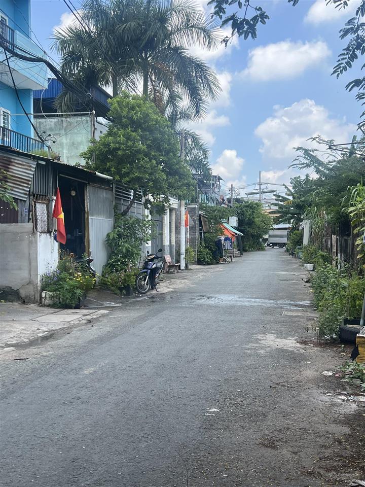 Khu vực hiếm 137m² bà điểm, nhỉnh 4 tỷ, đường 8m xe tải thông, shr. gần phan văn hớn  hóc môn