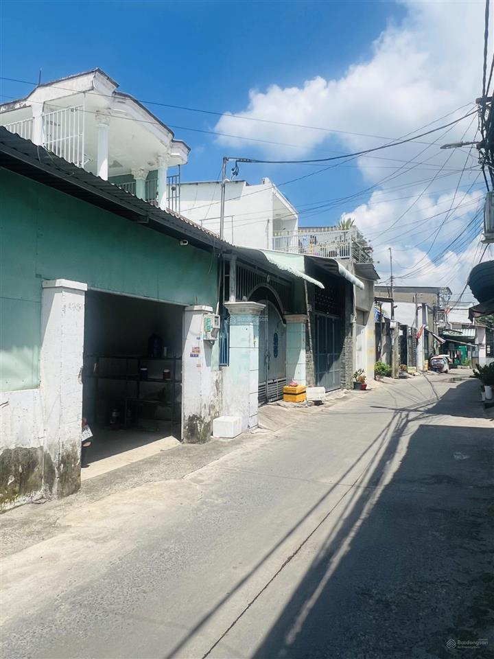 Khu vực hiếm 137m² bà điểm, nhỉnh 4 tỷ, đường 8m xe tải thông, shr. gần phan văn hớn  hóc môn