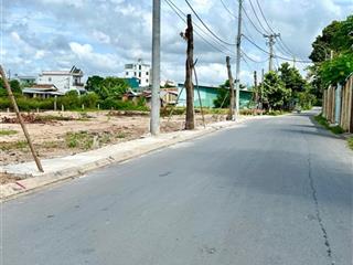 Bán đất 100m² mặt tiền xuân thới thượng  hóc môn. giá 4 tỷ. đường 8m thông bà điểm. shr.