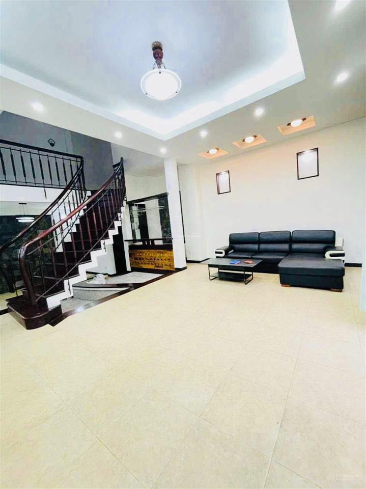 Bán biệt thự vườn 3 tầng bà điểm, ngang 10m, 3 pn, giá 5,99 tỷ. gần nguyễn ảnh thủ.