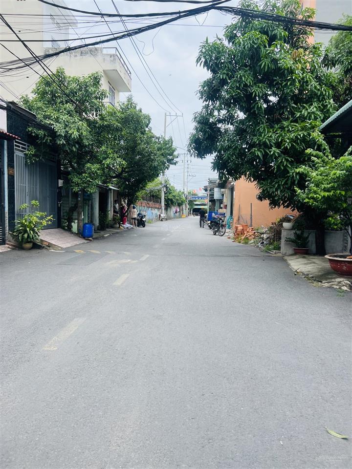 4.99 tỷ có 95.3m2 đất thổ gần chợ bắp. đường 7m, lô 2 mặt tiền thông thoáng. shr. quá rẻ