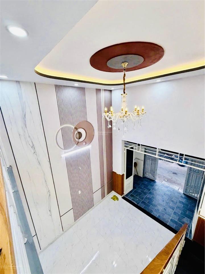 Nhà mới tinh 3 phòng 3.4 tỷ xuân thới đông, hẻm ô tô, shr. trệt lầu