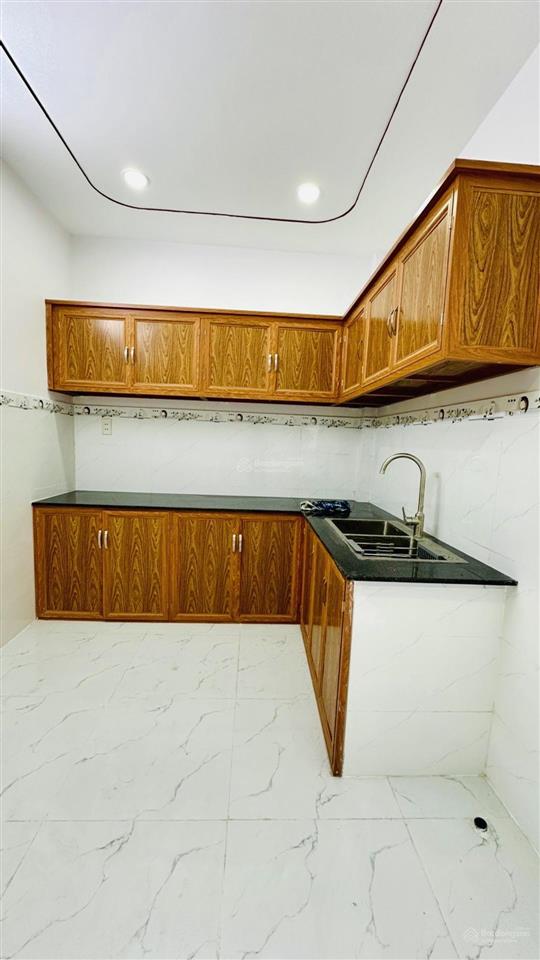Nhà mới tinh 3 phòng 3.4 tỷ xuân thới đông, hẻm ô tô, shr. trệt lầu