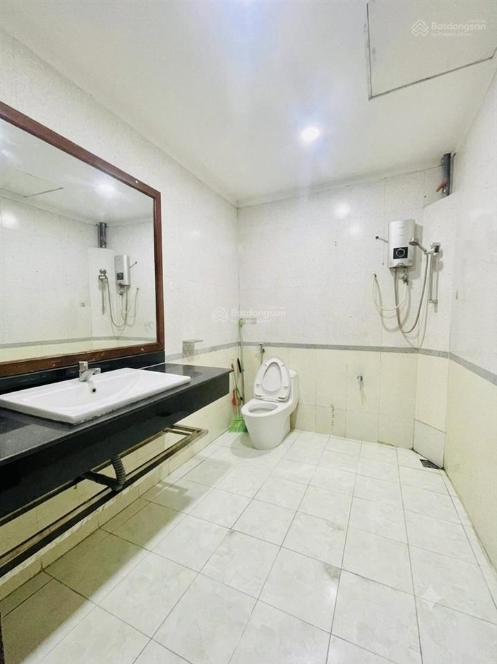 Bán nhà vườn, giá 4,26 tỷ có gara ô tô 112m2, ngang khủng gần 8m. ngay nguyễn thị thử  bà điểm