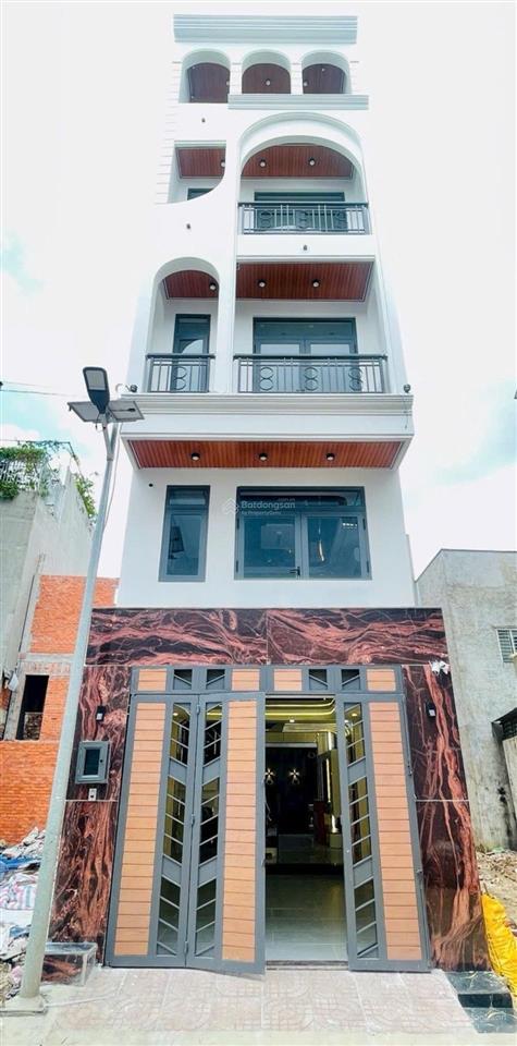 Nhà phố hiện đại nhỉnh 7 tỷ  full nội thất  ngay trung tâm quận 12  4 tầng. khu dân trí cao.