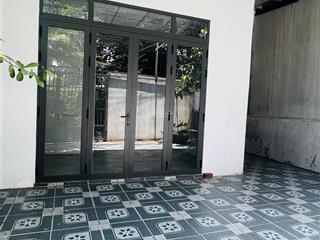 Chỉ 3,59 tỷ bán nhà ngang 7m dương công khi, đường thông ô tô đậu sân, kdc. không lỗi phong thủy