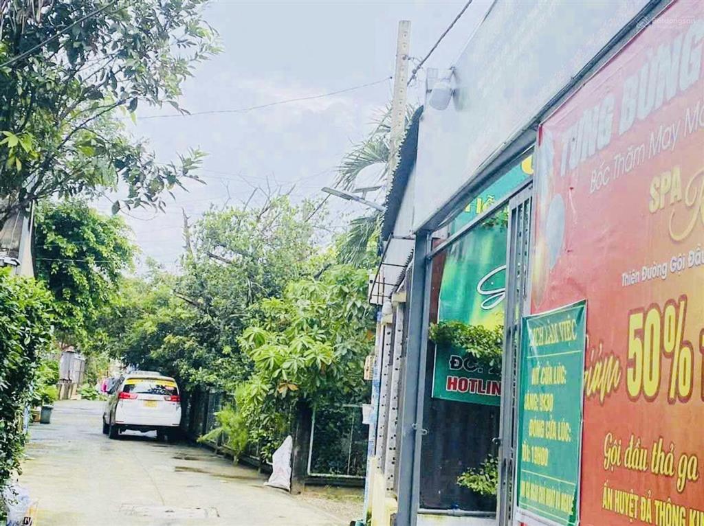 Chỉ 3,59 tỷ bán nhà ngang 7m dương công khi, đường thông ô tô đậu sân, kdc. không lỗi phong thủy