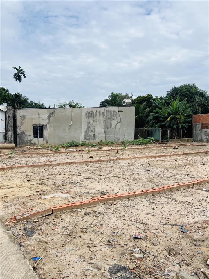 Bán đất hóc môn 90m2, nguyễn thị thử, khu xây cao tầng, ô tô đậu tận cửa. chỉ 2 tỷ 900. shr.