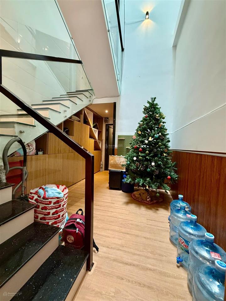 Giá 16.8 tỷ nhà 2 mt hai bà trưng quận 1 chdv 7 phòng dòng tiền 130tr/tháng  dtcn 55m2 thang máy