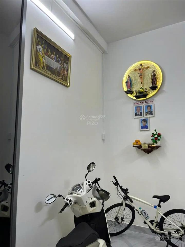 Hiếm! nhà lý chính thắng, quận 3  dtcn60m2 hẻm xe hơi rộng, yên tĩnh, dân trí cao cực hợp an cư