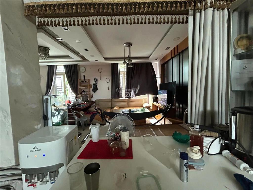 Giá 38 tỷ khu sang đường nam kỳ khởi nghĩa q3 dt7,52m x 12,65m cn95m nhà mới 5 tầng có thang máy