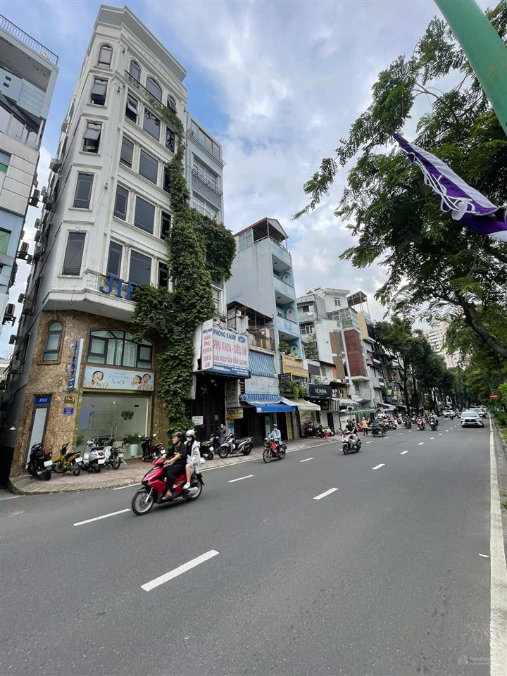 Giá 33 tỷ căn góc 2 mặt tiền trường sa quận 3 nhà 8 tầng thang máy 16 phòng dòng tiền 100tr/tháng