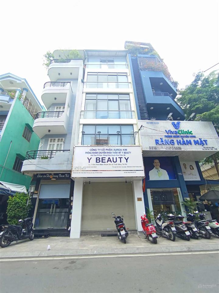 Giá 18 tỷ hđt 65tr/th mặt tiền trần khắc chân, tân định, quận 1  nhà 5 tầng có thang máy cn 49m2