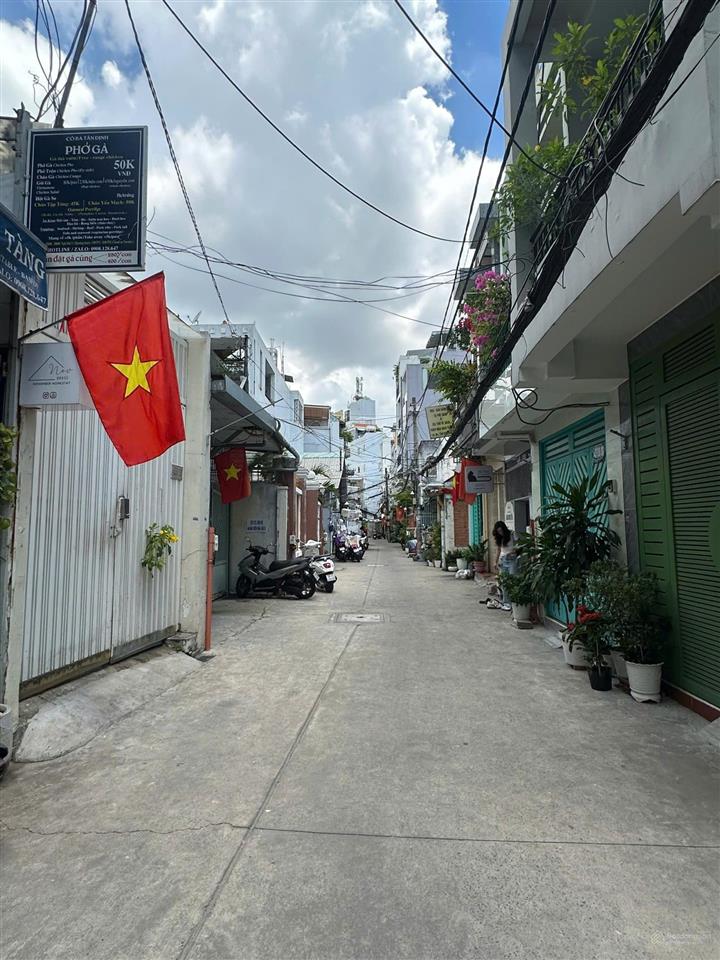 Giá 10,5 tỷ phố hai bà trưng quận 3, công nhận 71m2  hẻm xe hơi nhà chính chủ chưa qua đầu tư!