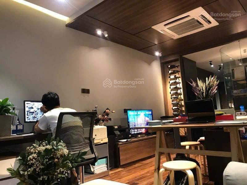 Giá 19 tỷ hđt 60tr/th hẻm 10m đường lý văn phức tân định quận 1  nhà 5 tầng khu sang hiếm nhà bán