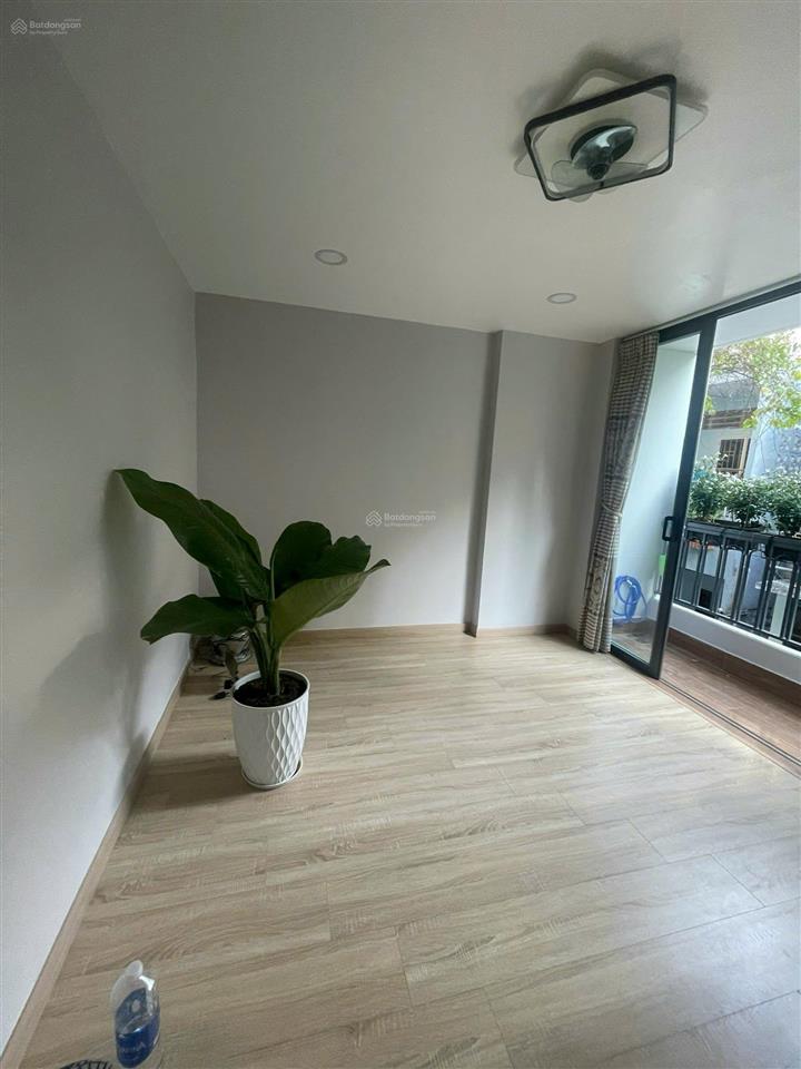 Giá 11 tỷ nhà võ văn tần, quận 3 khu dân cư sang trọng, hẻm xe hơi,nhà mới full nội thất, có nở hậu