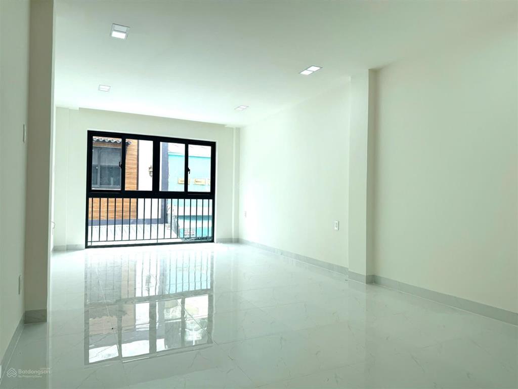 Giá 8,5 tỷ chỉ 1 căn hiếm có nhà mới đẹp 4 tầng cn 47m2 đường thạch thị thanh p, tân định, quận 1