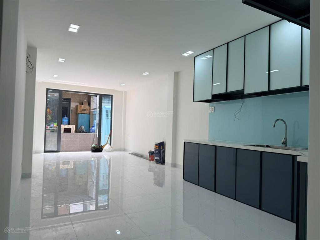 Giá 8,5 tỷ chỉ 1 căn hiếm có nhà mới đẹp 4 tầng cn 47m2 đường thạch thị thanh p, tân định, quận 1