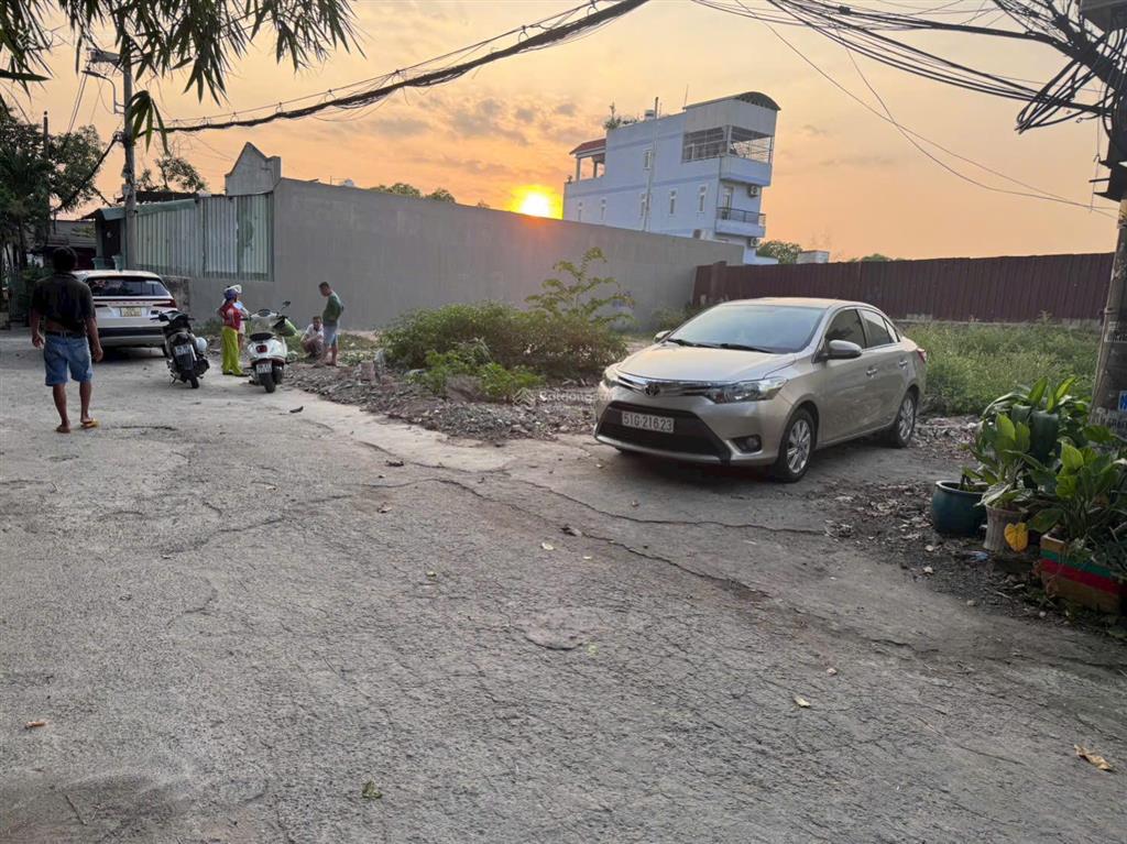 Bán đất ngay sát đường tỉnh lộ 43 bình chiểu, đường nhựa 10m  100m² (4,5m x 21m) thổ cư 100%