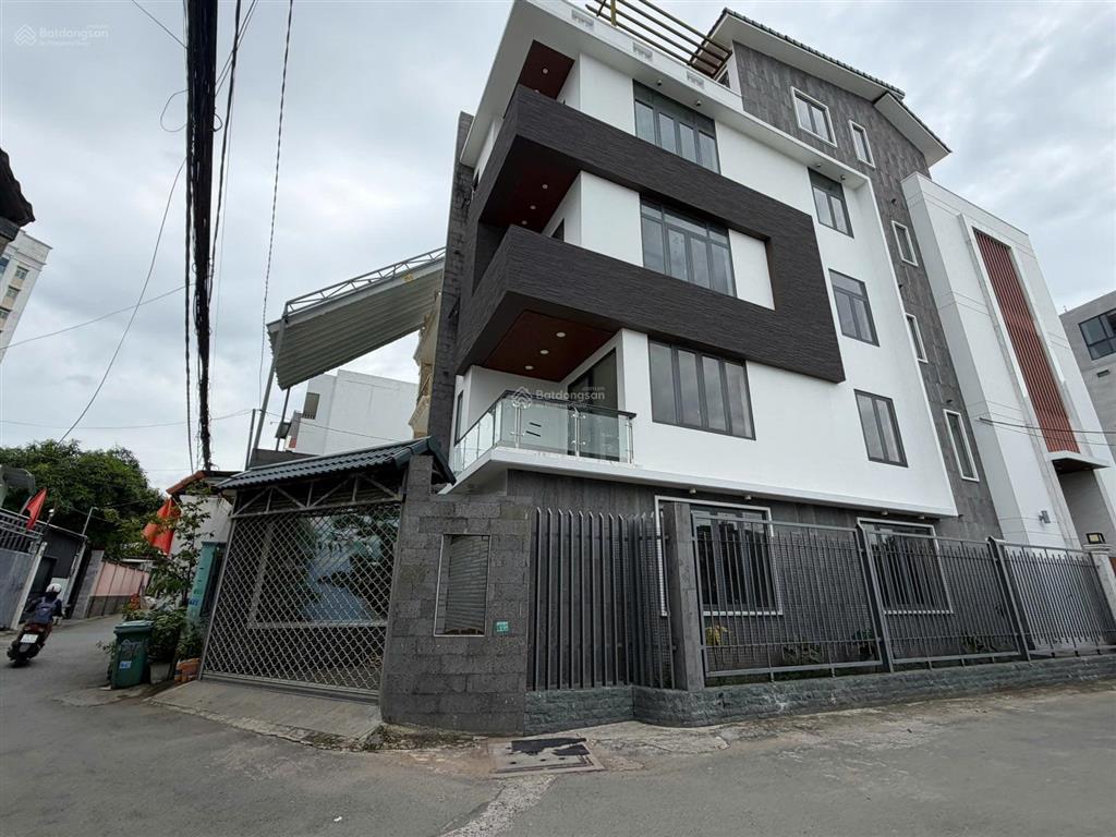 Bán nhà vip căn góc 2 mặt đường  ngay gần ngã tư bình thái  thiết kế hiện đại  hẻm lớn