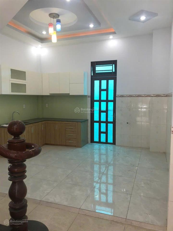 Bán nhà hẻm xe hơi, cách lê văn việt 200m phía gần vincom q9, nhà mới dọn vào ở ngay