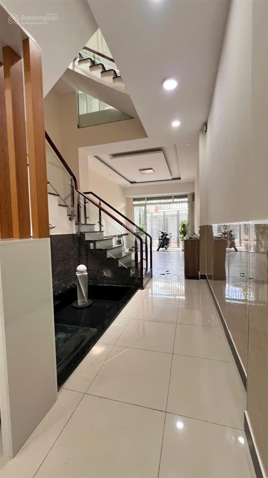 Bán nhà 3 tầng mặt tiền đường số 40 phường linh đông, kết nối phạm văn đồng và kha vạn cân