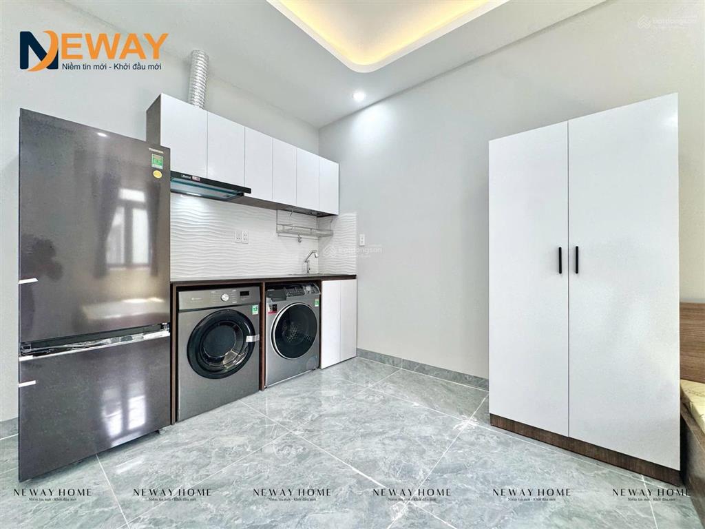 Căn hộ dịch vụ ban công mới xây  full nội thất ngay lạc long quân quận 10 quận 11