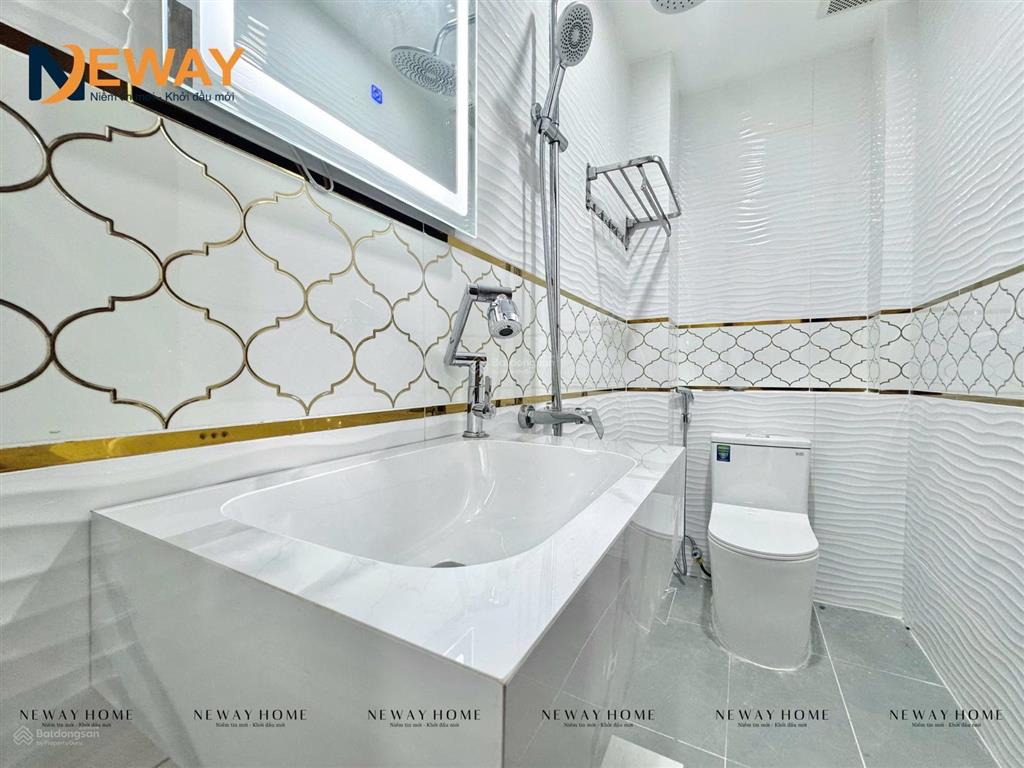 Căn hộ dịch vụ ban công mới xây  full nội thất ngay lạc long quân quận 10 quận 11