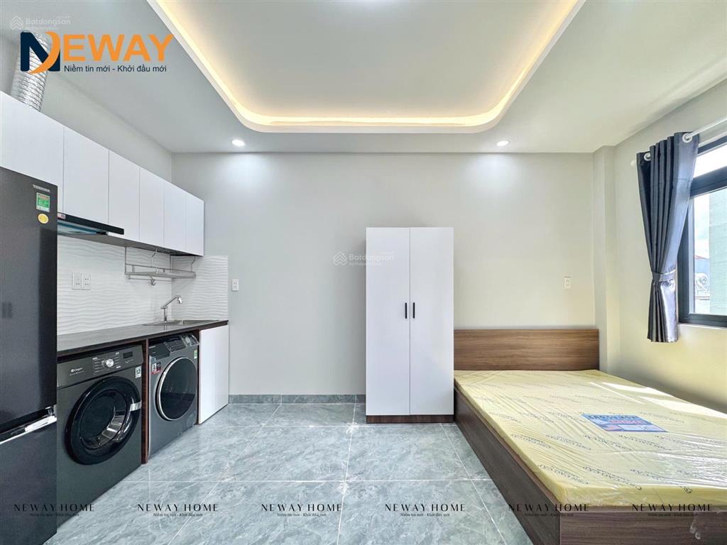 Căn hộ dịch vụ ban công mới xây  full nội thất ngay lạc long quân quận 10 quận 11
