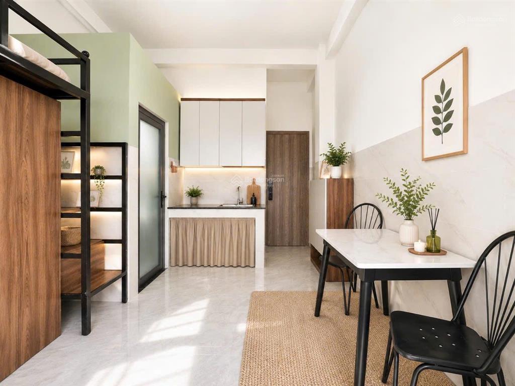 Căn hộ dịch vụ duplex ban công đầy đủ nội thất ngay đầm sen  hòa bình tô hiệu