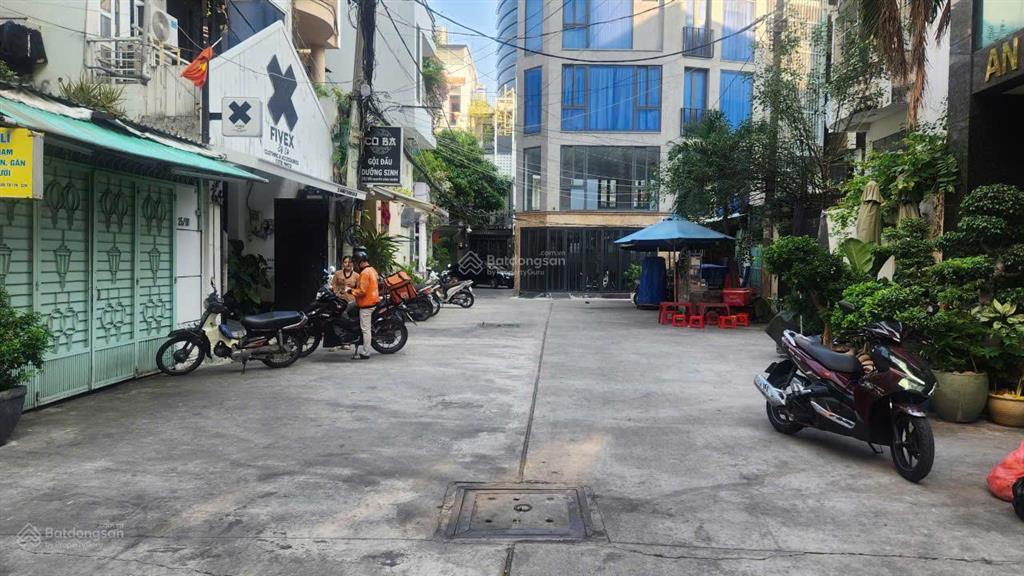 Bán nhà hxt 10m đường nguyễn bỉnh khiêm  7,8x25m  hầm 6 tầng  hdt 145tr/tháng  giá 32 tỷ