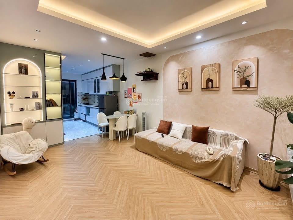 Chỉ 4x tỷ căn 81m 2pn 2vs đẹp, full nội thất!