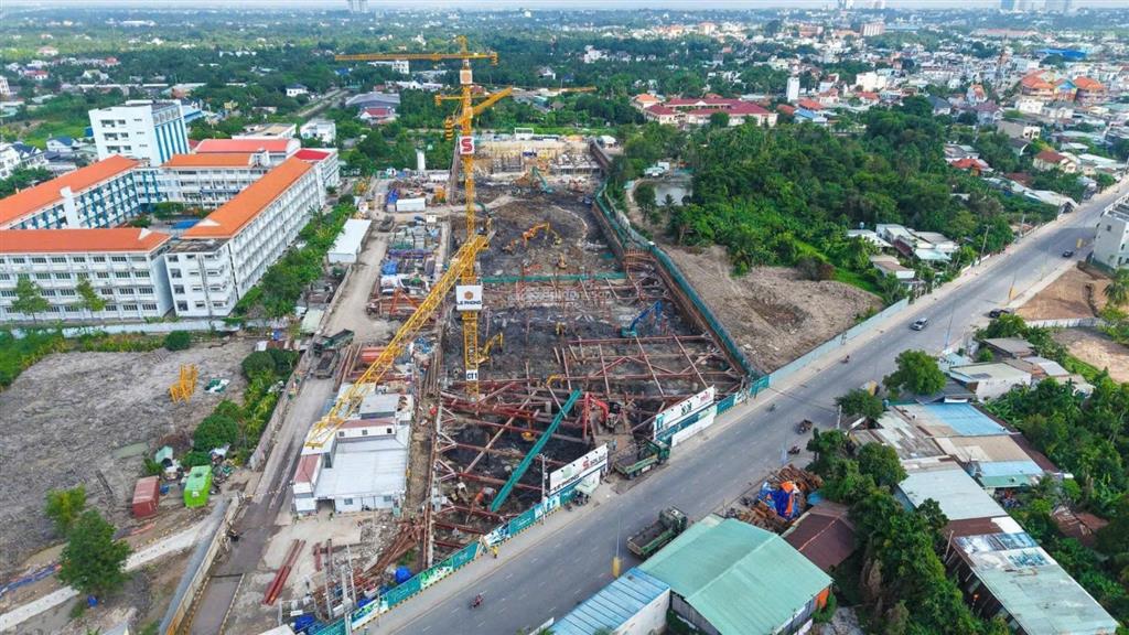 Studio (chuyển nhượng) tầng 21 view nội khu tháp b2 gđ1 chính sách 0.5%/tháng ko chênh 460tr sở hữu