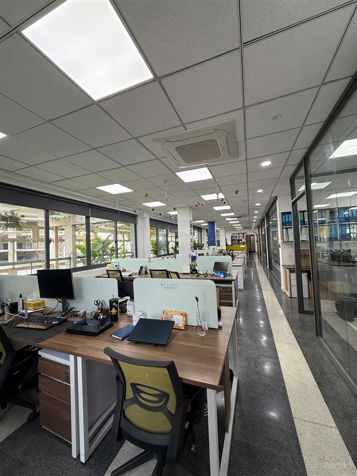 Cho thuê sàn vp hồ tùng mậu, bến bạch đằng, quận 1. diện tích 390m2, giá từ 90 triệu/tháng