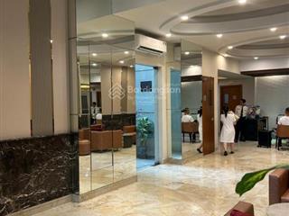 Văn phòng cao cấp 210m2, quận 1 giá chỉ 59 triệu/tháng! vị trí vàng gần chợ bến thành