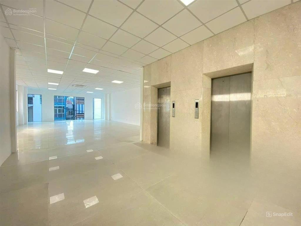 Building full đẹp trần cao nguyễn công trứ, khu vp vip giá 90tr/400m2 all in.  0919 167 ***