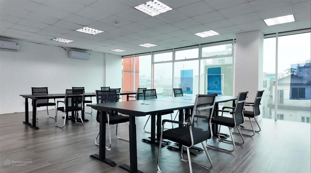 Building đinh bộ lĩnh gần pearl plaza, dt 145m2, chỉ 35 triệu còn ưu đãi, chốt nhanh kẻo lỡ