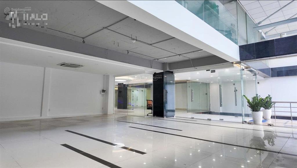 Building đinh bộ lĩnh gần pearl plaza, dt 145m2, chỉ 35 triệu còn ưu đãi, chốt nhanh kẻo lỡ