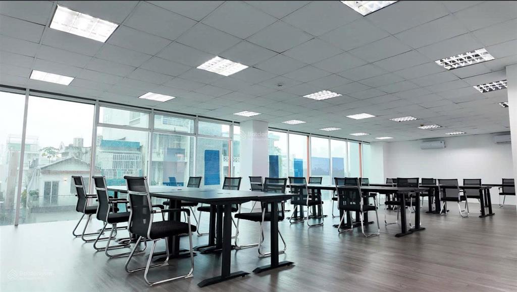 Building đinh bộ lĩnh gần pearl plaza, dt 145m2, chỉ 35 triệu còn ưu đãi, chốt nhanh kẻo lỡ