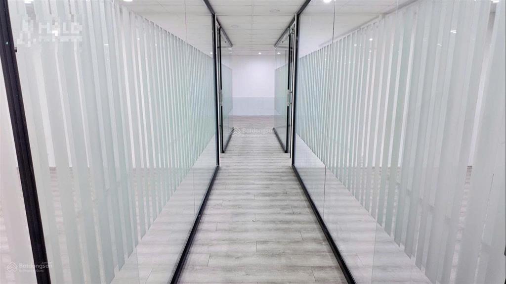 Building đinh bộ lĩnh gần pearl plaza, dt 145m2, chỉ 35 triệu còn ưu đãi, chốt nhanh kẻo lỡ