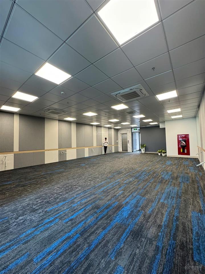 Mt văn phòng tân cảng, bình thạnh, dt 160m2 giá chỉ 35tr sẵn nội thất. tell 0919 167 ***