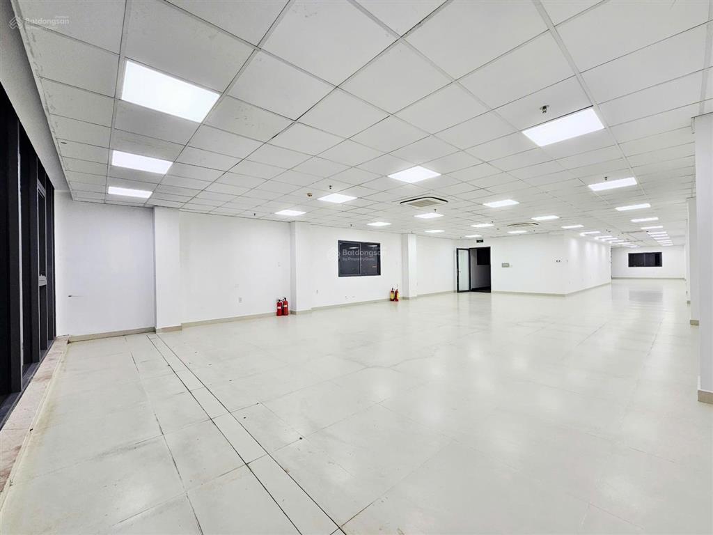 Văn phòng rẻ đẹp võ văn tần, quận 3, giá cực hot 40tr/150m² gần hồ con rùa