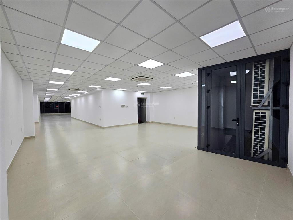 Văn phòng rẻ đẹp võ văn tần, quận 3, giá cực hot 40tr/150m² gần hồ con rùa