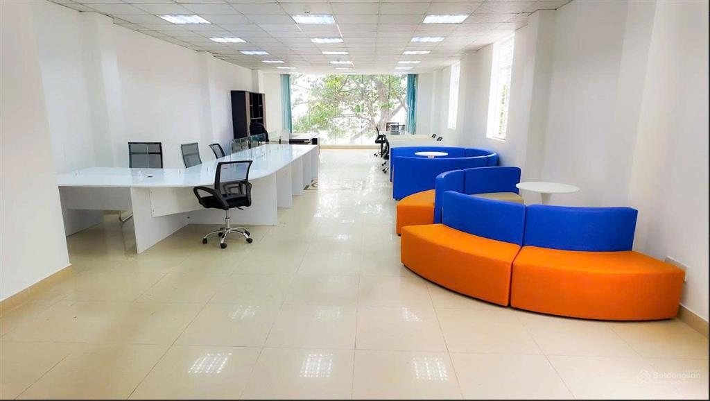 Hot! vp quận 3 mặt tiền nguyễn thị minh khai  gần hồ con rùa, 110m² ưu đãi 30tr.  0919 167 ***